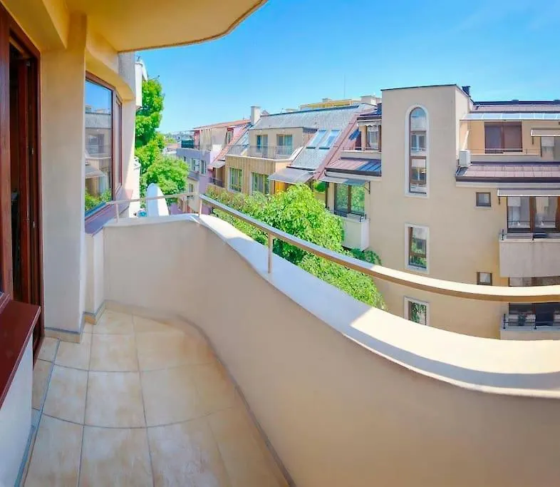 Next2Sea Apartment Varna
