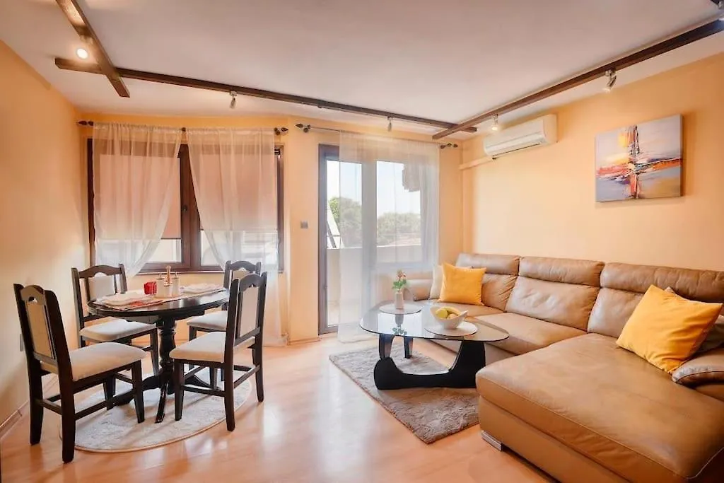 Next2Sea Apartment Varna